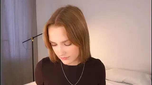 Snapshot of HellenSpelly chatting on February 15, 10:30 pm HellenSpelly online show from February 15, 10:30 pm