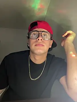 Maximuz1920 online show from March 17, 2:25 am