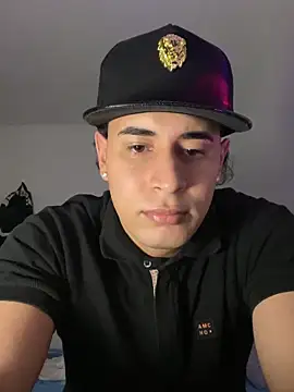 Maximuz1920 online show from March 9, 7:01 am