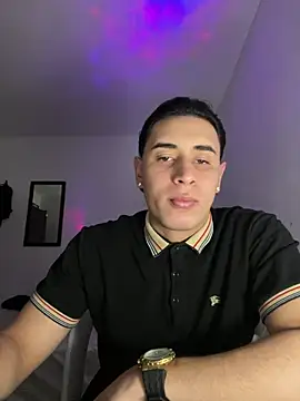 Maximuz1920 online show from March 20, 12:44 am