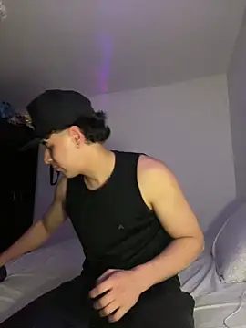 Maximuz1920 online show from March 10, 5:33 am