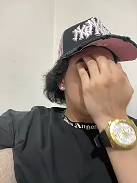 Maximuz1920 online show from July 24, 9:33 pm