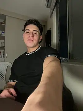 Maximuz1920 online show from February 6, 12:28 am