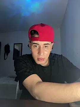 Maximuz1920 online show from March 12, 2:17 am