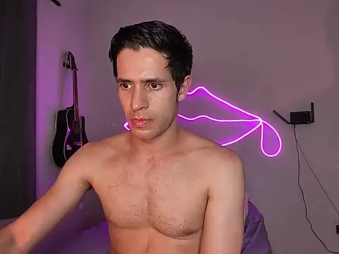 Snapshot of Cshunderlick chatting on February 24, 5:19 am Cshunderlick online show from February 24, 5:19 am