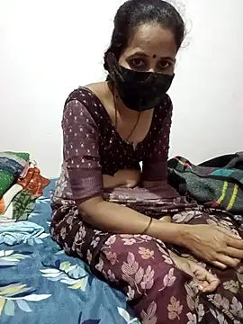 Snapshot of desicpl26 chatting on February 24, 5:25 pm desicpl26 online show from February 24, 5:25 pm