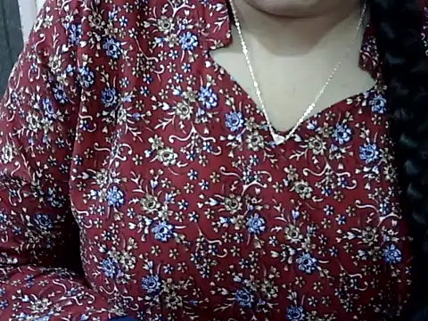 Cute Aliyaa online show from March 24, 2:17 pm