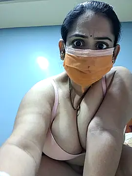 Snapshot of diyam4002 chatting on February 21, 11:34 am diyam4002 online show from February 21, 11:34 am