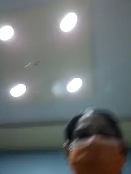 Snapshot of diyam4002 chatting on February 25, 9:31 am diyam4002 online show from February 25, 9:31 am