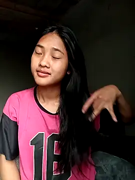 Snapshot of Hoa-tuylip chatting on February 27, 1:28 am Hoa-tuylip online show from February 27, 1:28 am