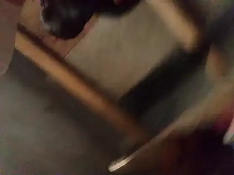 Snapshot of Hoa-tuylip chatting on February 4, 2:28 am Hoa-tuylip online show from February 4, 2:28 am