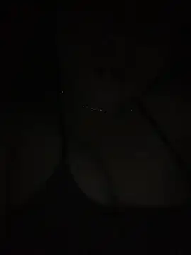 Snapshot of Hoa-tuylip chatting on February 16, 5:22 pm Hoa-tuylip online show from February 16, 5:22 pm