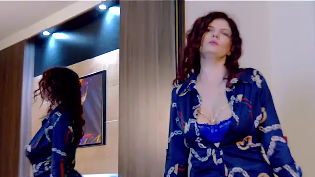 DesireMilf online show from February 11, 5:18 am