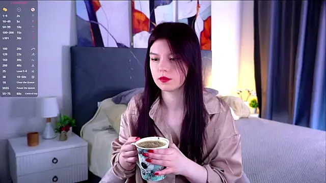 SelmaCarolfi online show from April 6, 1:12 am