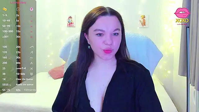 Mia Mia999 online show from March 21, 9:30 pm