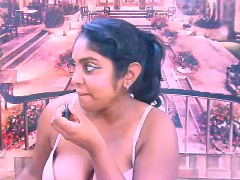 Snapshot of IndianDiva27 chatting on February 19, 6:43 am IndianDiva27 online show from February 19, 6:43 am