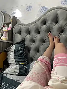 Phuonghot189 online show from February 24, 4:30 pm