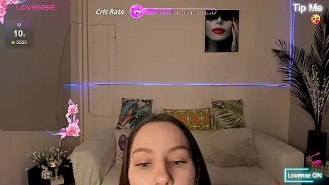 AliceW0ral online show from February 12, 8:36 am