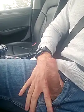 Snapshot of swiss_man123 chatting on February 28, 3:44 pm swiss man123 online show from February 28, 3:44 pm