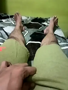 Snapshot of DrinkMeIn chatting on February 16, 4:05 pm DrinkMeIn online show from February 16, 4:05 pm