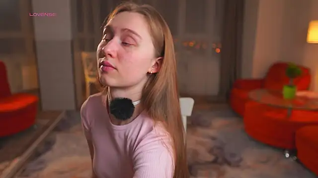 SharaNewbern online show from March 10, 2:32 pm