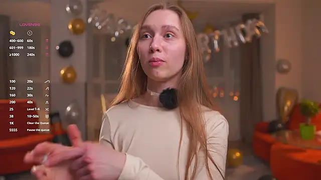 SharaNewbern online show from March 20, 3:24 pm