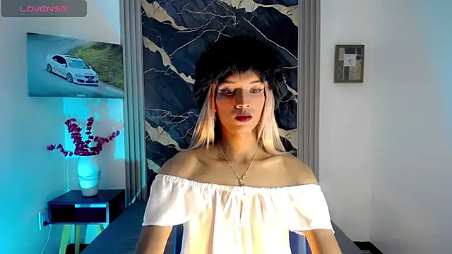 Samantha Ortega  online show from April 8, 7:21 am