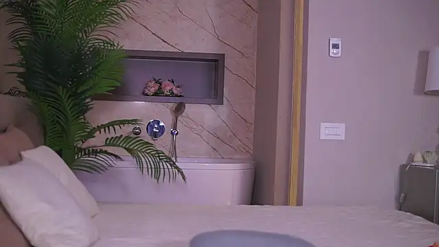 BiancaCain online show from March 24, 2:06 pm