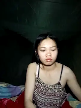 derylove  online show from March 12, 5:28 pm