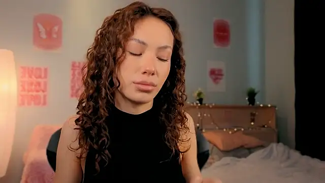 nexorine online show from March 22, 6:15 am