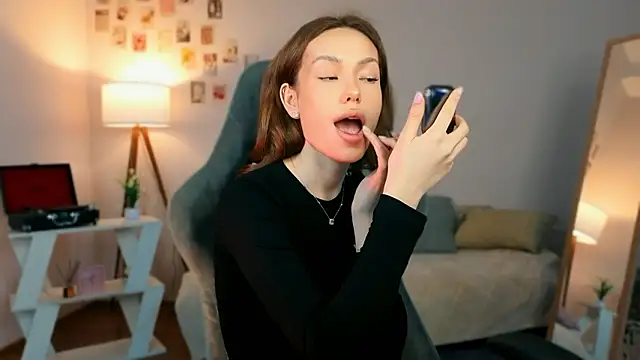 nexorine online show from March 26, 1:31 pm