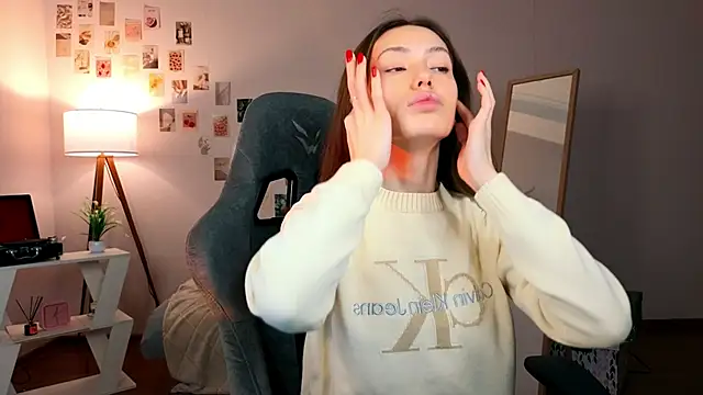 Snapshot of nexorine chatting on February 11, 1:55 pm nexorine online show from February 11, 1:55 pm