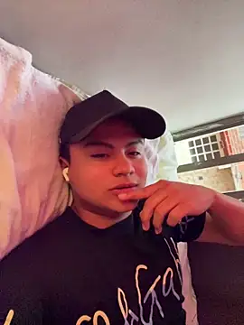 andresmahecha777 online show from March 14, 11:11 pm