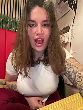 TattooGirlAlia online show from February 8, 8:17 pm