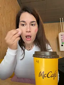 Snapshot of TattooGirlAlia chatting on November 13, 7:12 am TattooGirlAlia online show from November 13, 7:12 am