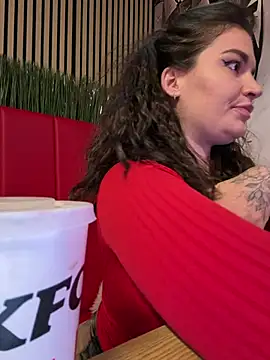 TattooGirlAlia online show from February 6, 8:27 pm