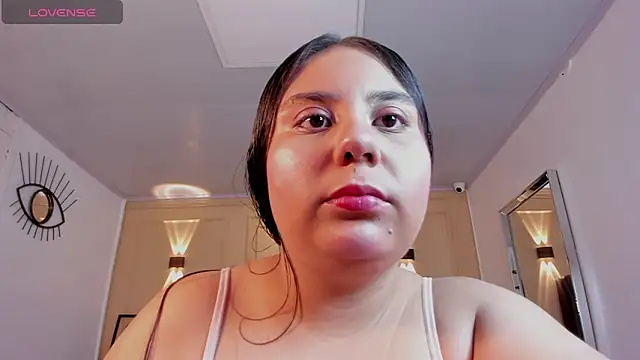 BONNIE CH1 online show from July 16, 8:39 pm