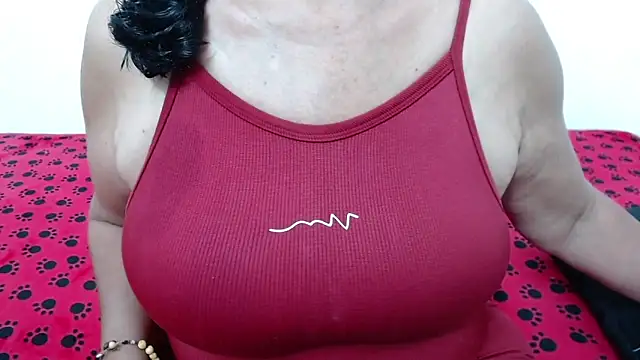 Snapshot of ElizabethMiler chatting on June 12, 3:26 am ElizabethMiler online show from June 12, 3:26 am