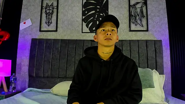 bliinkii and luka  online show from March 11, 1:27 pm