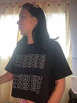 bliinkii and luka  online show from March 30, 2:07 pm