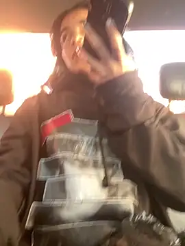 bliinkii and luka  online show from February 26, 1:00 pm