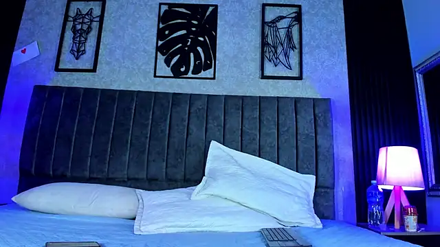 bliinkii and luka  online show from February 23, 1:12 pm