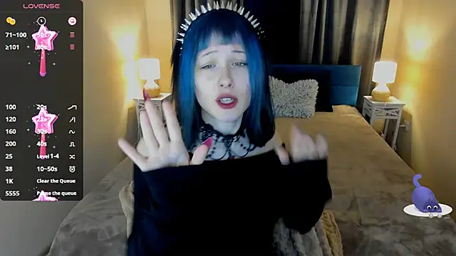 Sunny Girl X online show from March 25, 7:30 am