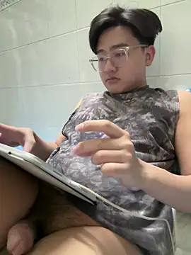 Snapshot of Kami_Kazo chatting on February 1, 11:52 am Kami Kazo online show from February 1, 11:52 am