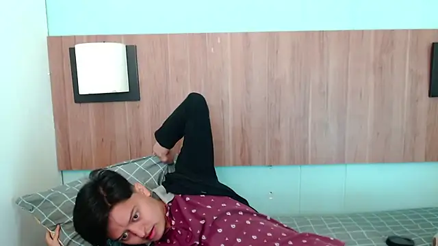 Kevin Charless online show from March 4, 11:07 am