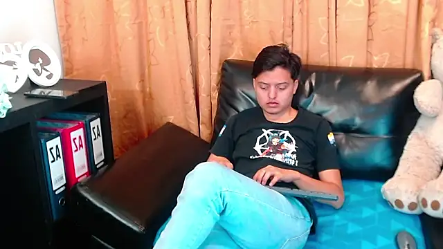 Kevin Charless online show from March 13, 12:32 pm