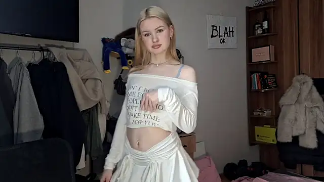 ChongTreece online show from March 24, 6:46 am