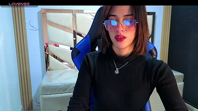 Snapshot of Skaller_james_a chatting on February 23, 1:12 pm Skaller james a online show from February 23, 1:12 pm