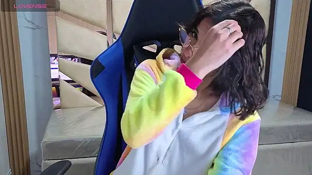 Snapshot of Skaller_james_a chatting on February 16, 1:10 pm Skaller james a online show from February 16, 1:10 pm