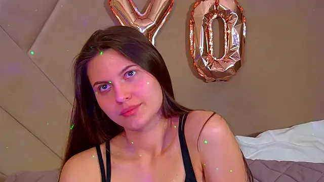 Snapshot of AliceVersal chatting on February 24, 4:35 am AliceVersal online show from February 24, 4:35 am